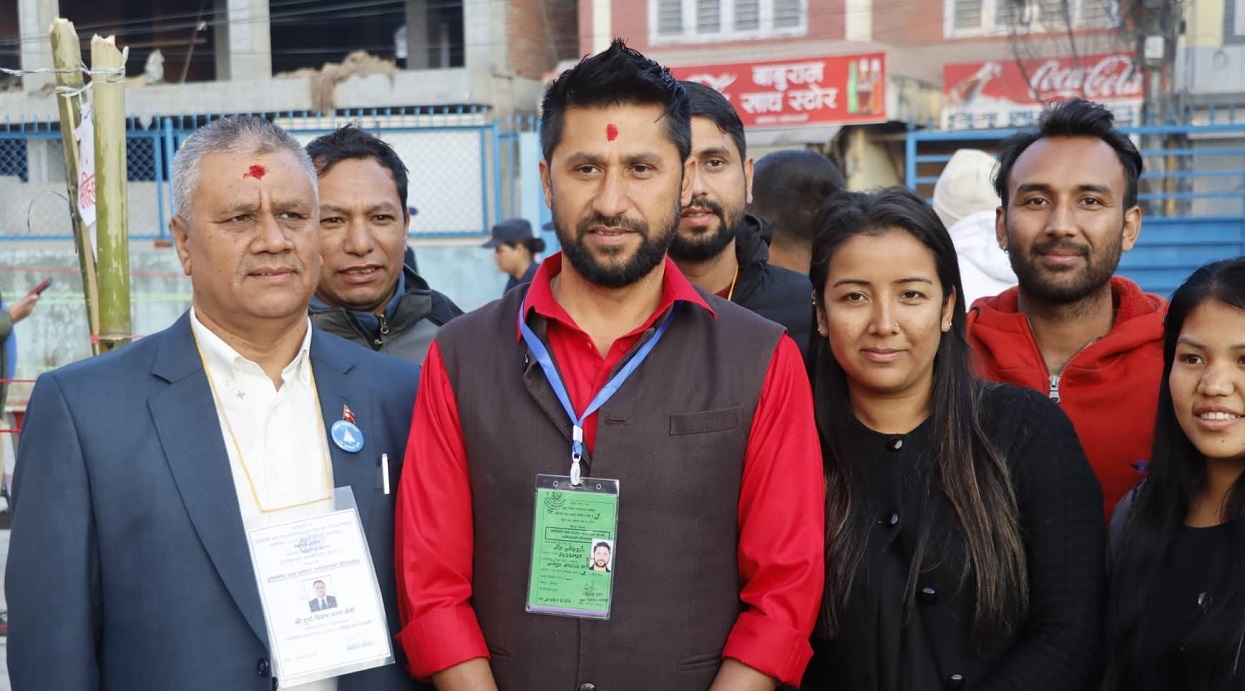 मतको प्रारम्भिक रुझान : पुराना दलका मुटुमा बज्दैछ चर्को घण्टी
