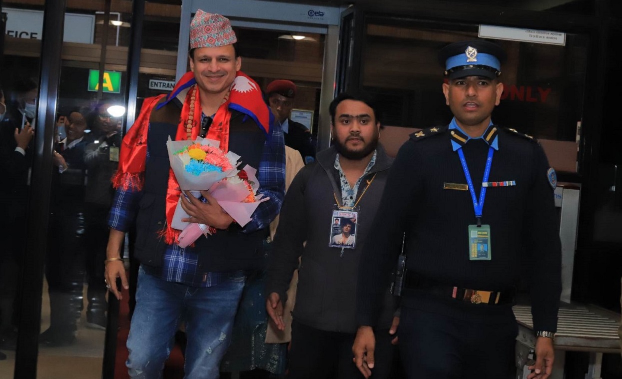 भारतीय अभिनेता ओबराय नेपालमा