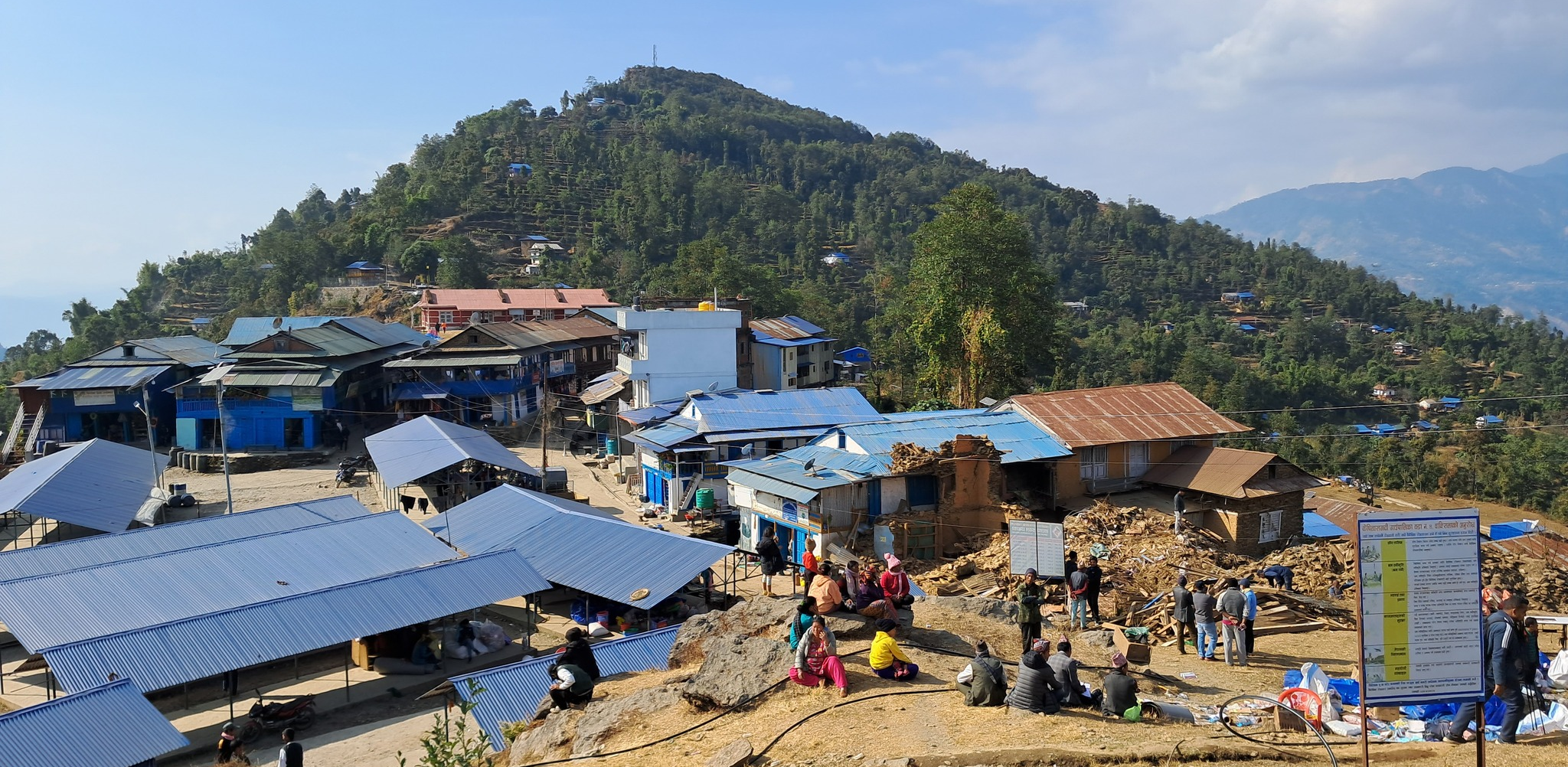 खोटाङ आगलागी पीडितका लागि प्रदेश सरकारले पठायो राहत