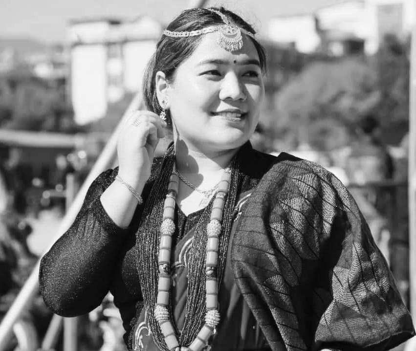 यती एयरको जहाज दुर्घटनामा लोकगायिका निरा छन्त्यालको निधन