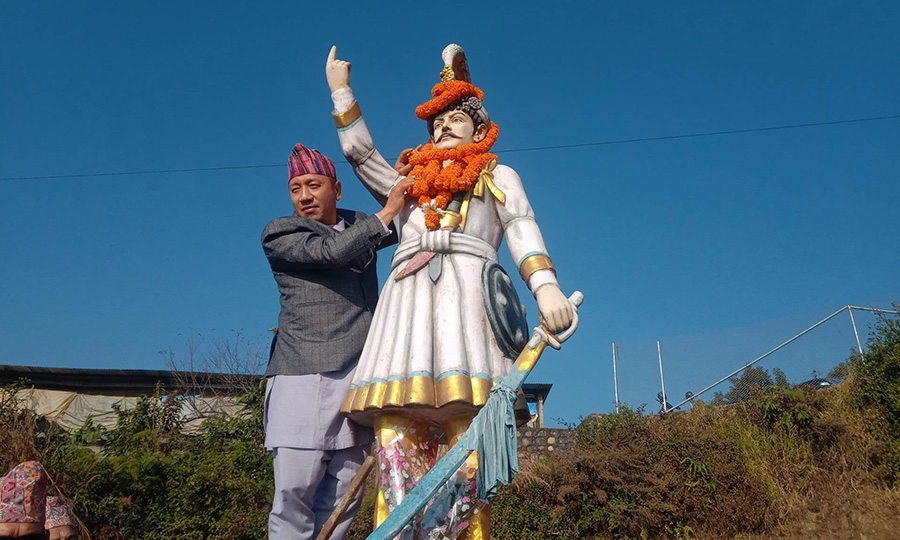 जसले संघीयता फाल्छु भन्यो उही प्रदेशको बागडोरमा
