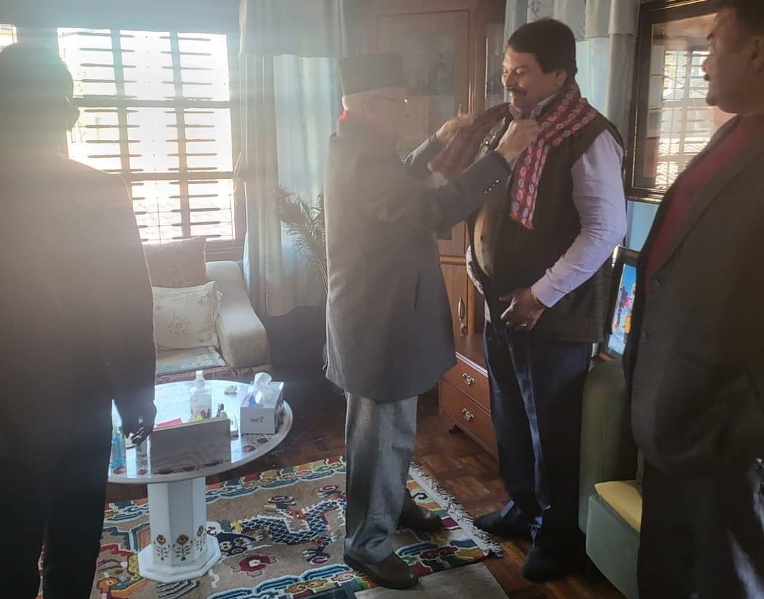 स्वतन्त्र सांसद कलवार एमालेमा प्रवेश, मधेशमा एमालेको सांसद २४ पुग्यो