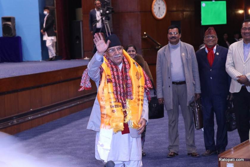 प्रचण्डले पाए मनमोहनपछिकै ऐतिहासिक समर्थन