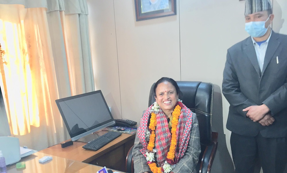 सञ्चार तथा प्रविधिको सेवालाई देशव्यापी बनाउनेतर्फ सक्रिय हुन्छु : सञ्चारमन्त्री शर्मा (भिडिओ)