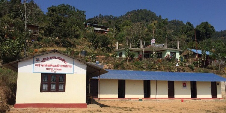 पालिकाकै बजेटले पक्की बाटो