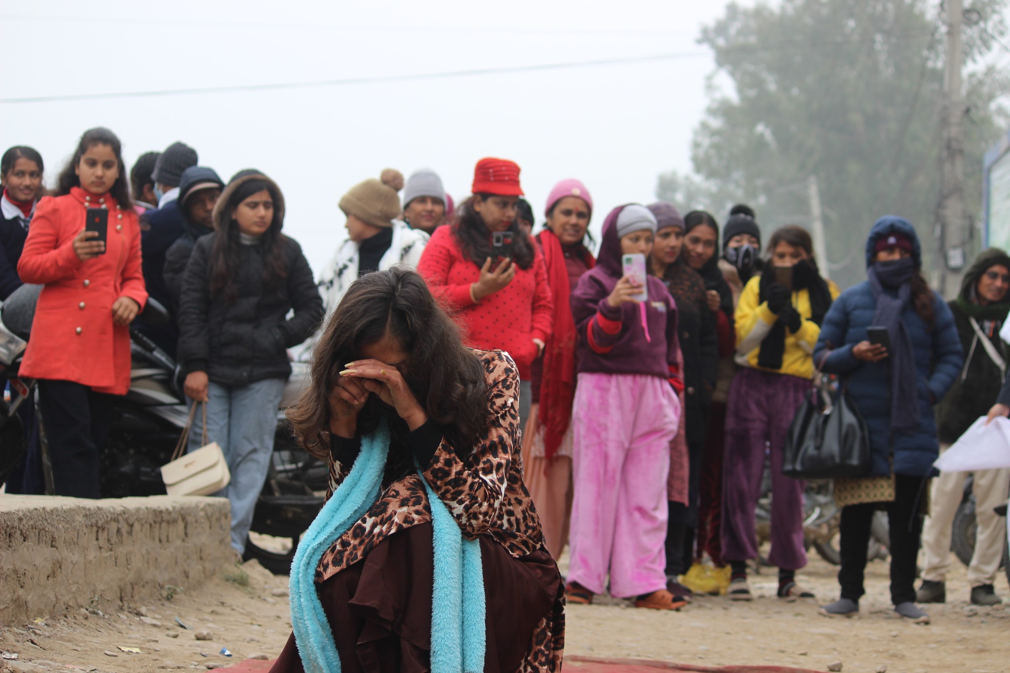 एसपीएका विद्यार्थीले गरे पुरस्कृत नाटक ‘पिपासु’को प्रदर्शन (तस्बिरहरू)