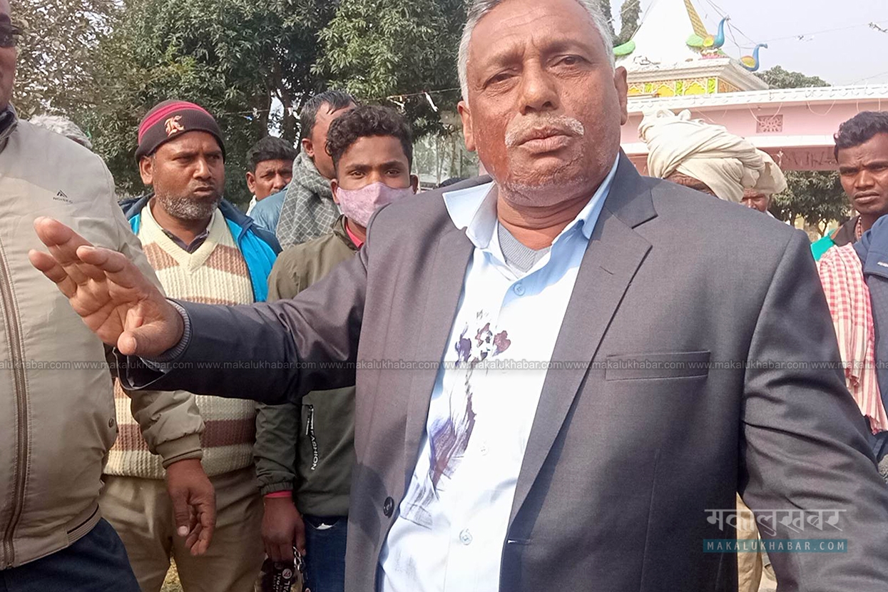 भ्रष्टाचार गरेको आरोपमा प्र.अ.लाई विद्यार्थी र अभिभावकले लगाए कालोमोसो