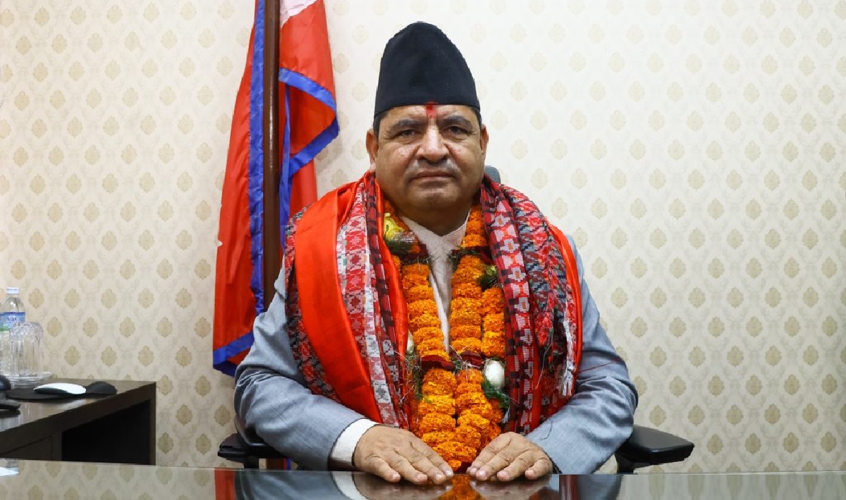 नेकपा एसले आफ्ना मन्त्रीहरूलाई फिर्ता बोलायो