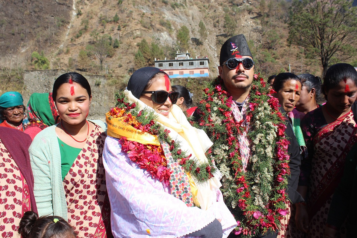 कतारकी राजकुमारी अन्नपूर्ण हिमाल चढ्न म्याग्दीमा