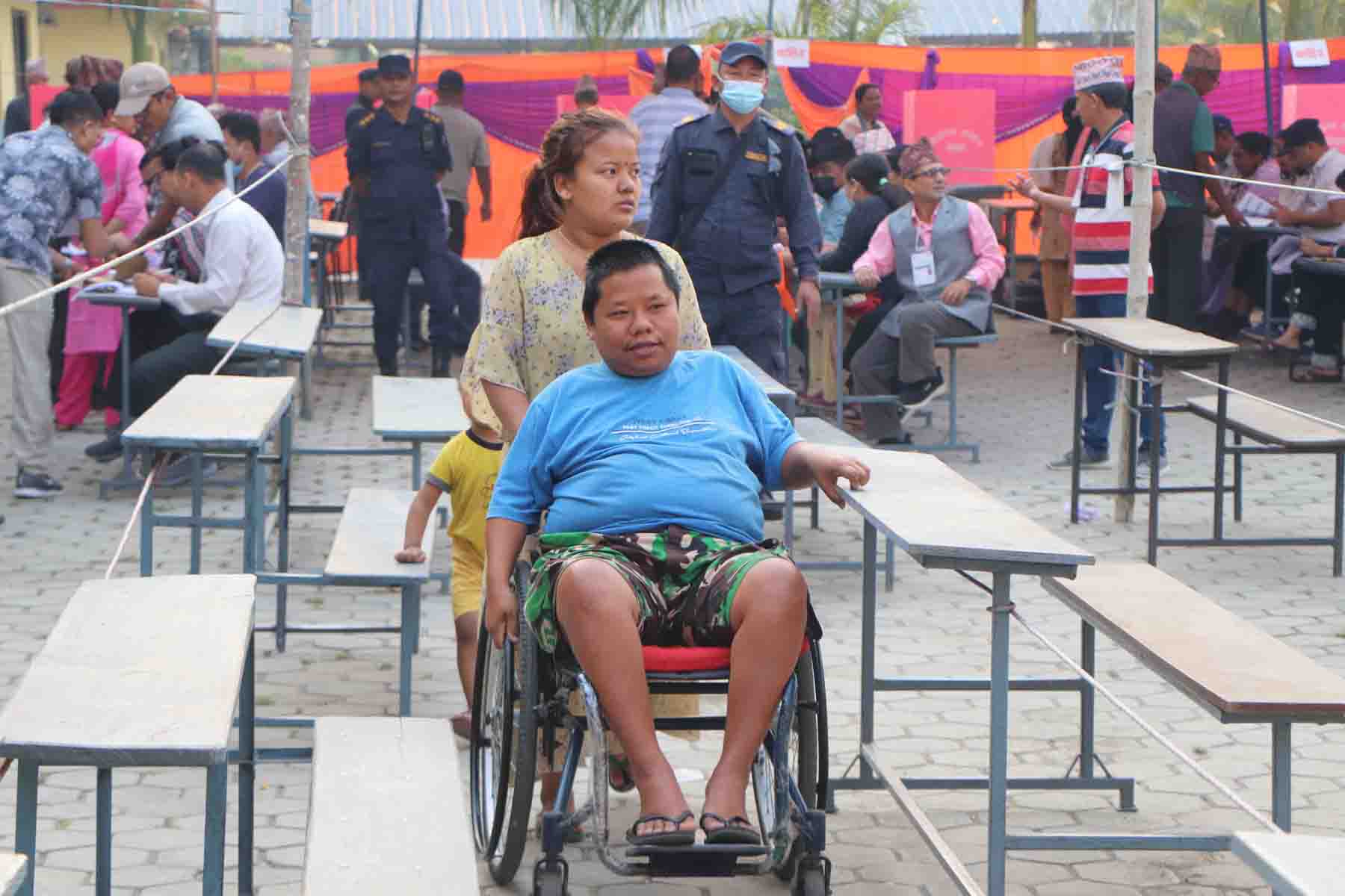 चितवन-२ मा खस्यो १७ प्रतिशत मत