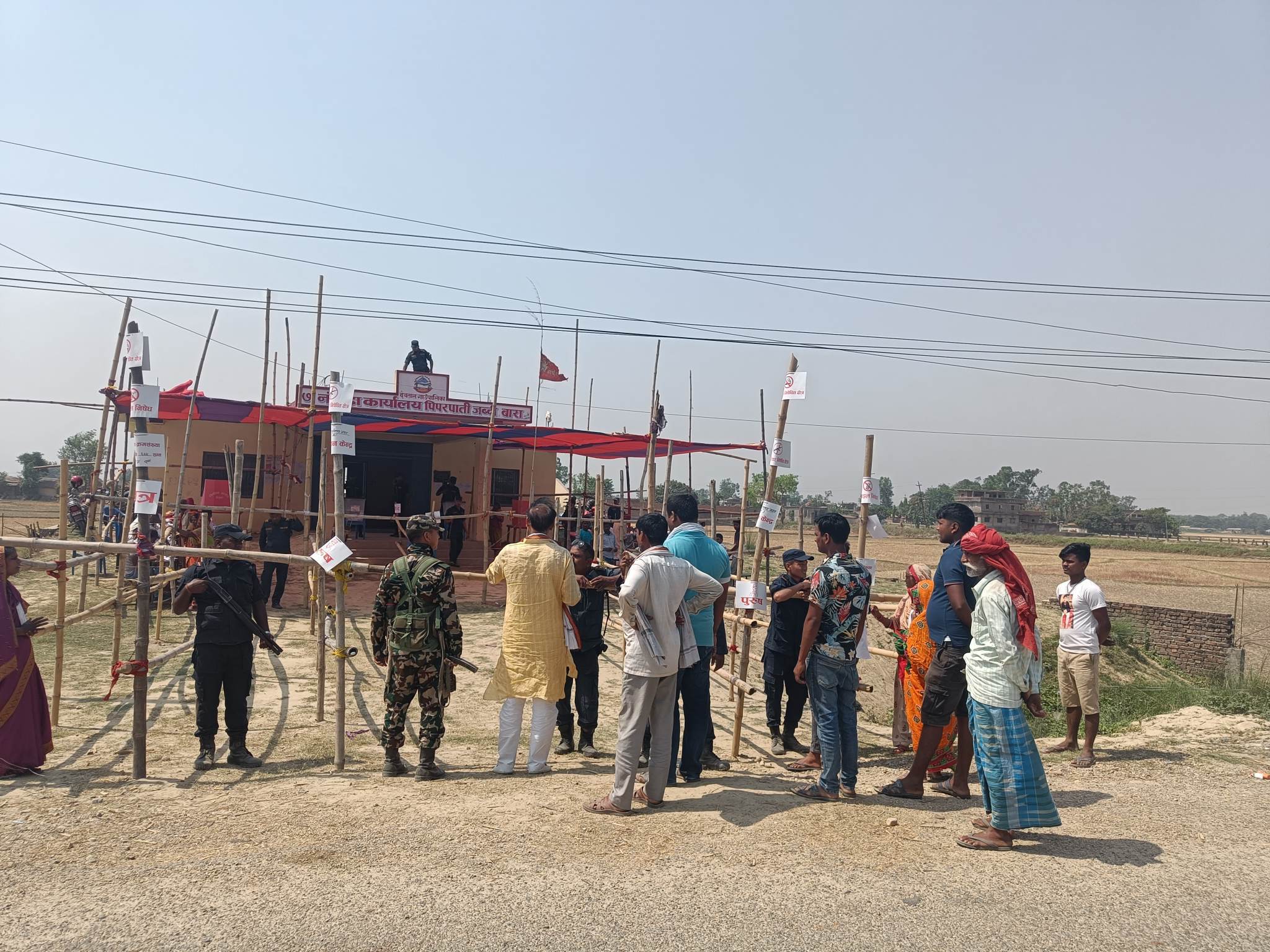 बारा-२ : जसपा नेतासँग भेटिए दुई मतपत्र, अवस्था तनावग्रस्त