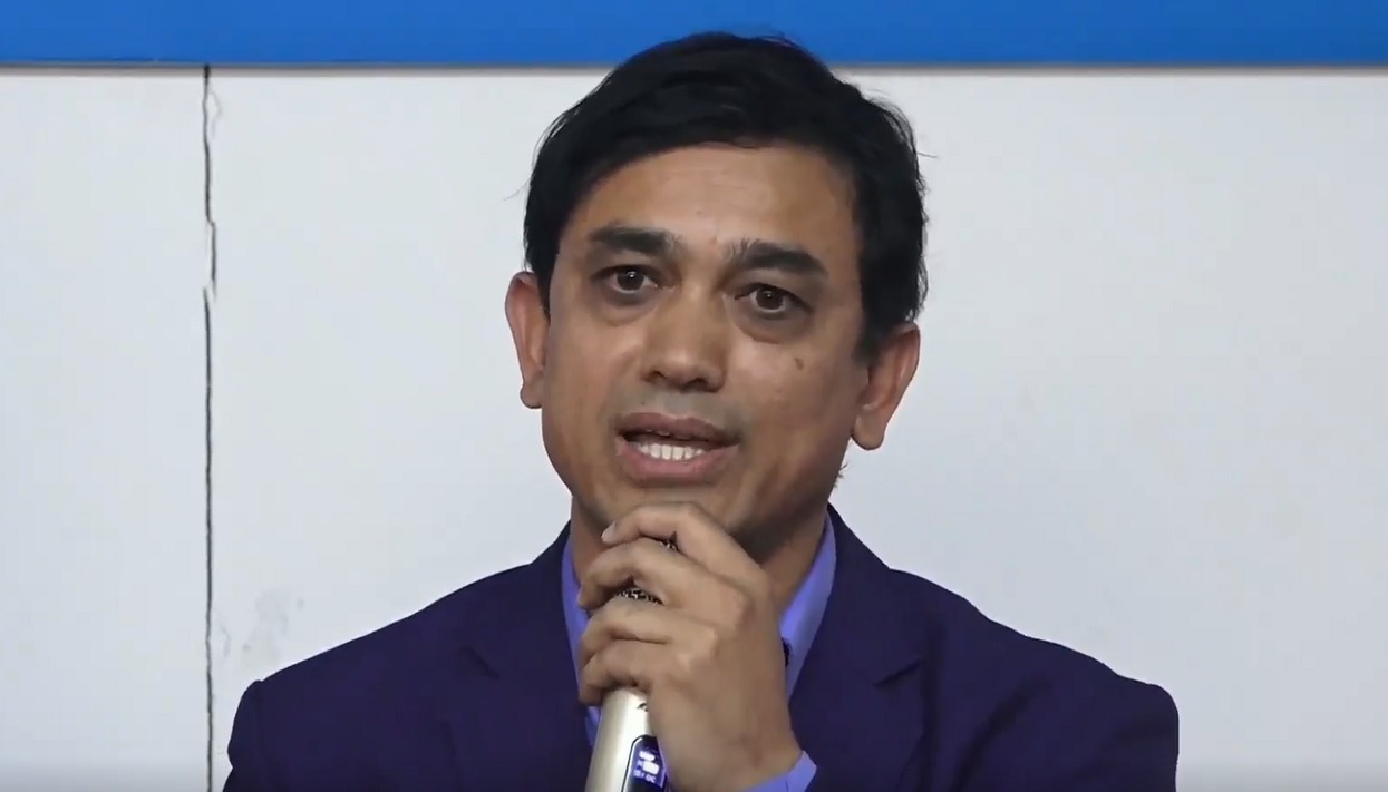 रास्वपाले ढाकाकुमार श्रेष्ठलाई गरेको कारबाही बारेमा अध्ययन गर्दै संसद् सचिवालय