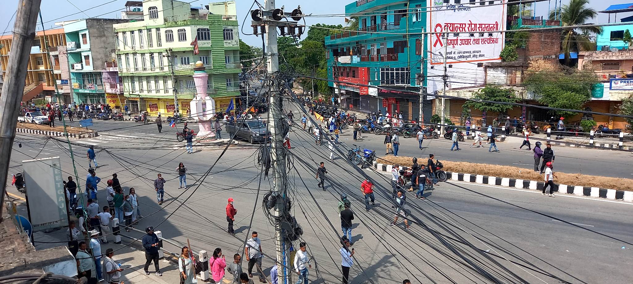 विराटनगरमा पहिचानवादी र प्रहरीबीच झडप (तस्बिरहरु)