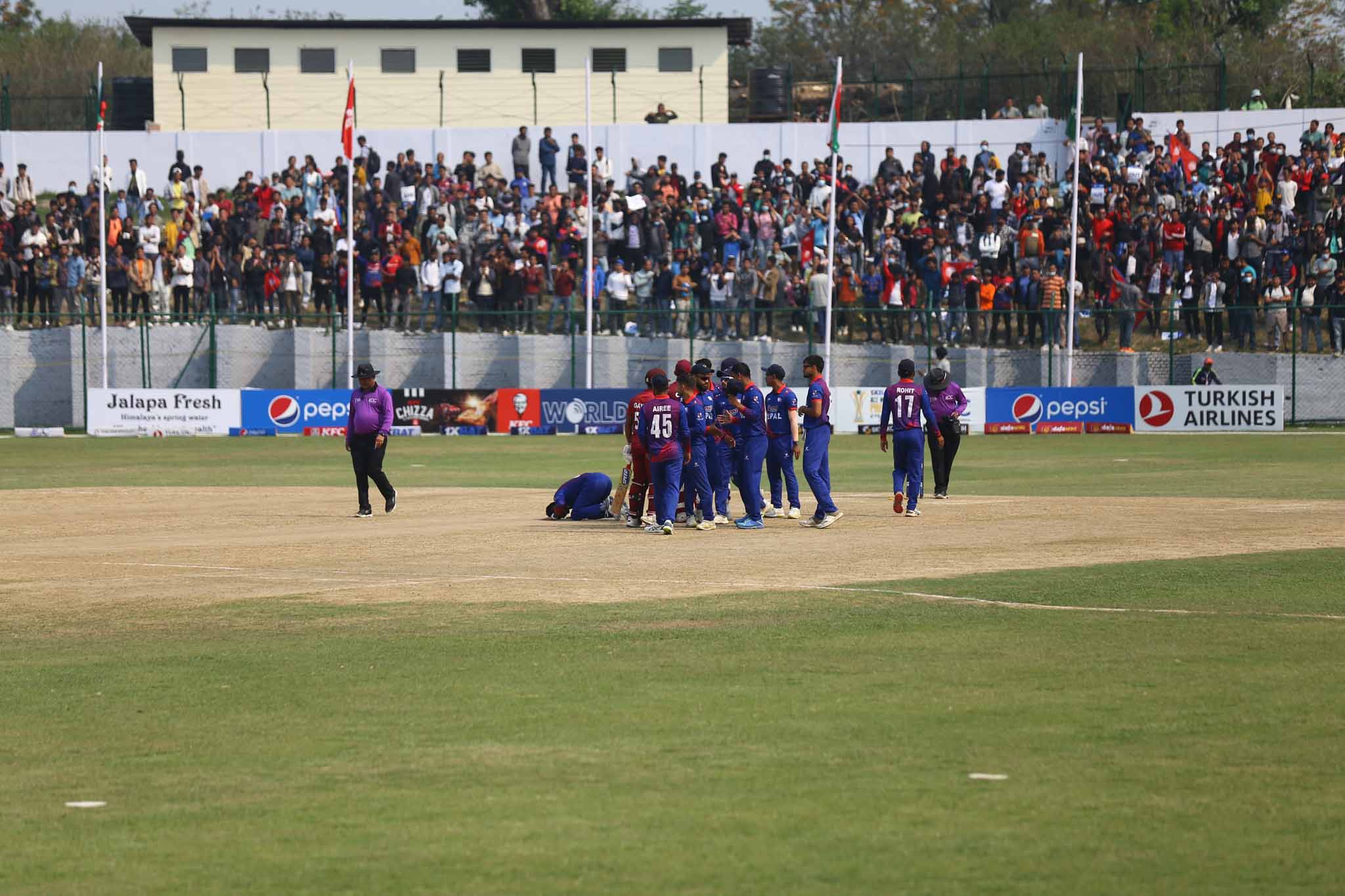 तस्बिरमा नेपाल र कतारको क्रिकेट