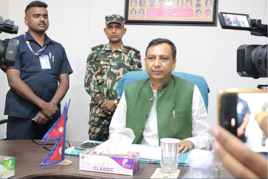 मधेसका मुख्यमन्त्री यादव पदमुक्त