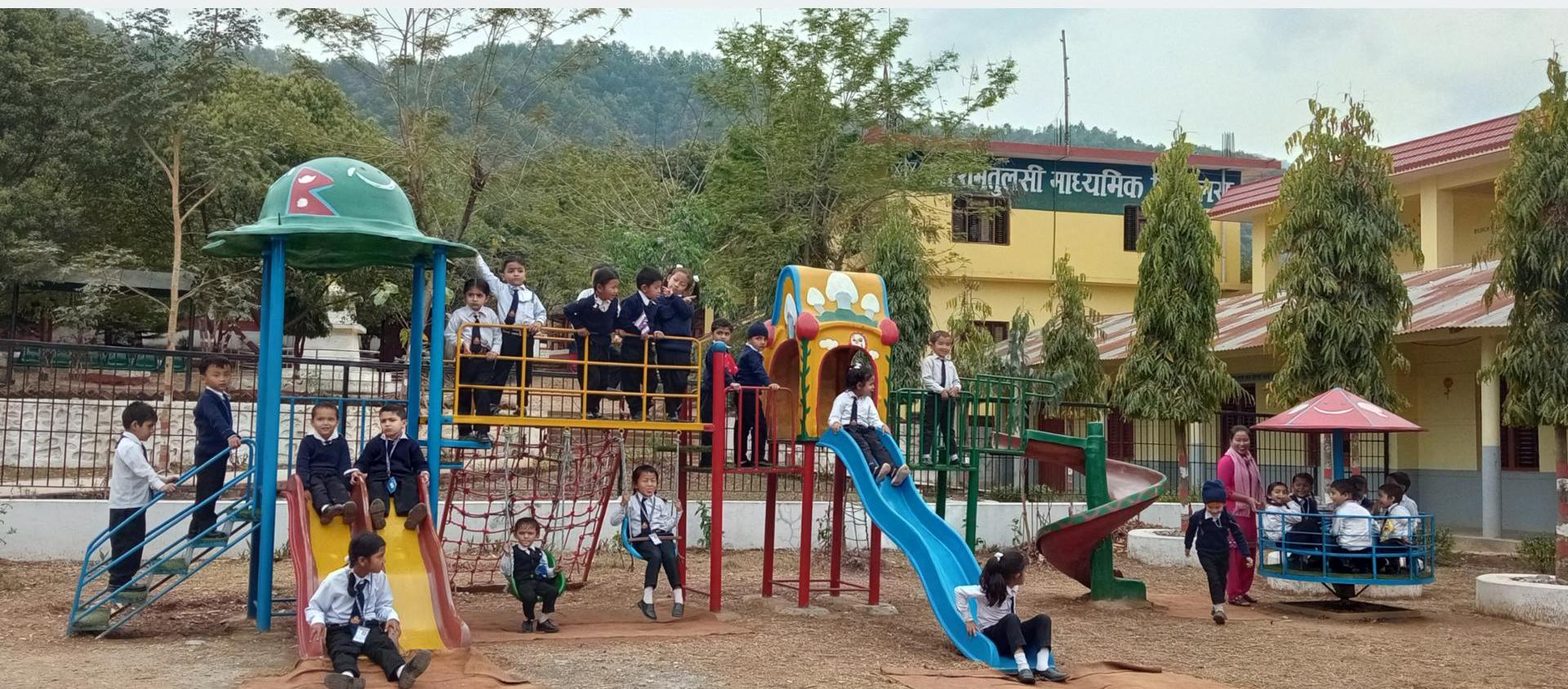सामुदायिक विद्यालयमा अब्बल ‘रामतुलसी’