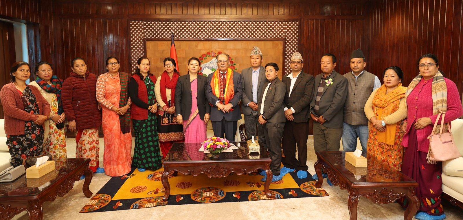 सहिद घोषणा गरेकोमा द्वन्द्वपीडित सुरक्षाकर्मी परिवारले दिए प्रधानमन्त्रीलाई धन्यवाद