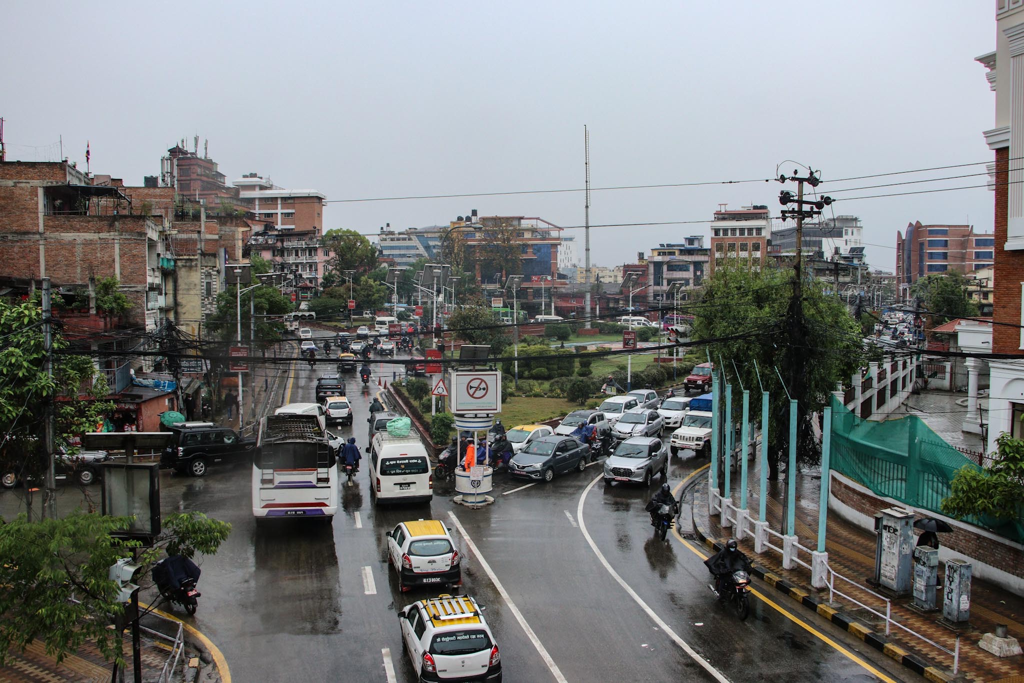 वैशाखे झरीमा रुझेको राजधानी (तस्बिरहरू)