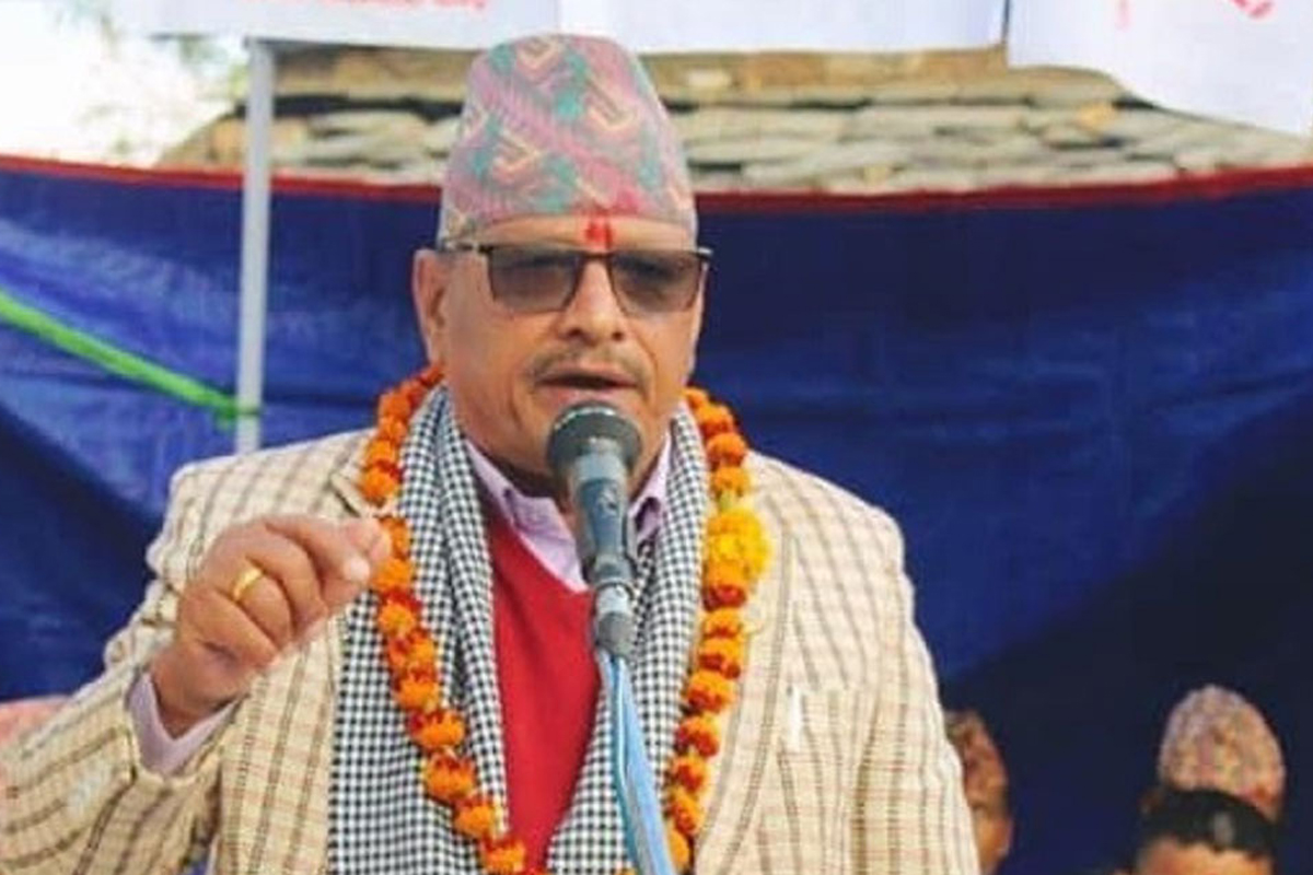 बैंकले जनतालाई पीडा दिइराखेको छ : सांसद थापा