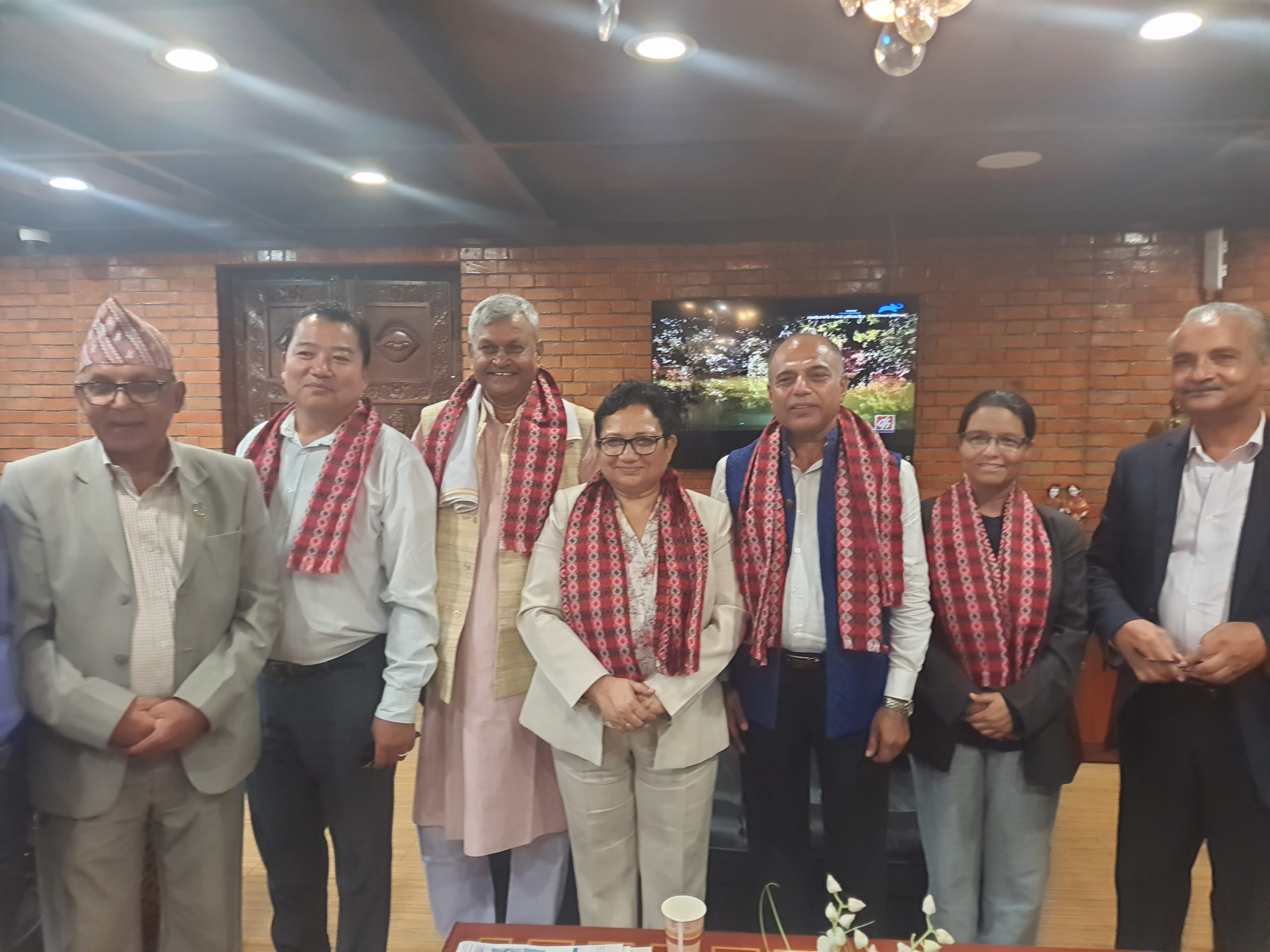 माओवादी केन्द्रकी उपाध्यक्ष भुसाल नेतृत्वको ५ सदस्यीय टोली भारत प्रस्थान
