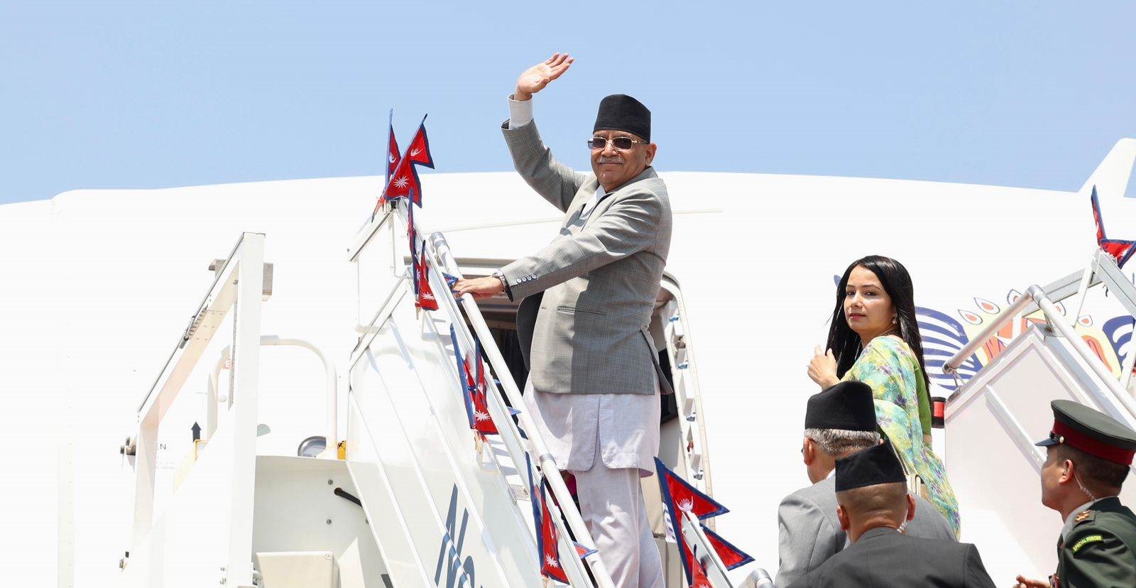 इटाली भ्रमण सकेर स्वदेश फर्कँदै प्रधानमन्त्री प्रचण्ड
