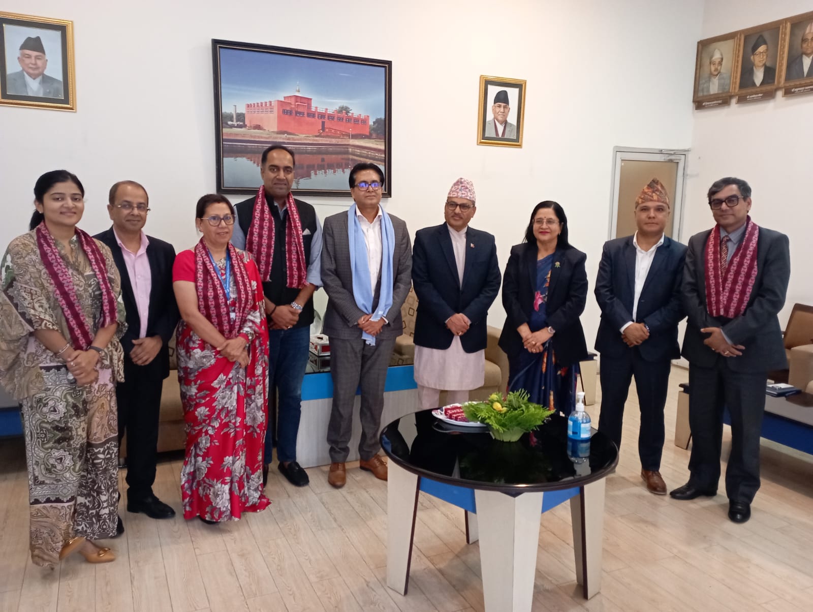 नवनिर्वाचित सिएनआई पदाधिकारी तथा राष्ट्र बैंक गभर्नरबीच छलफल