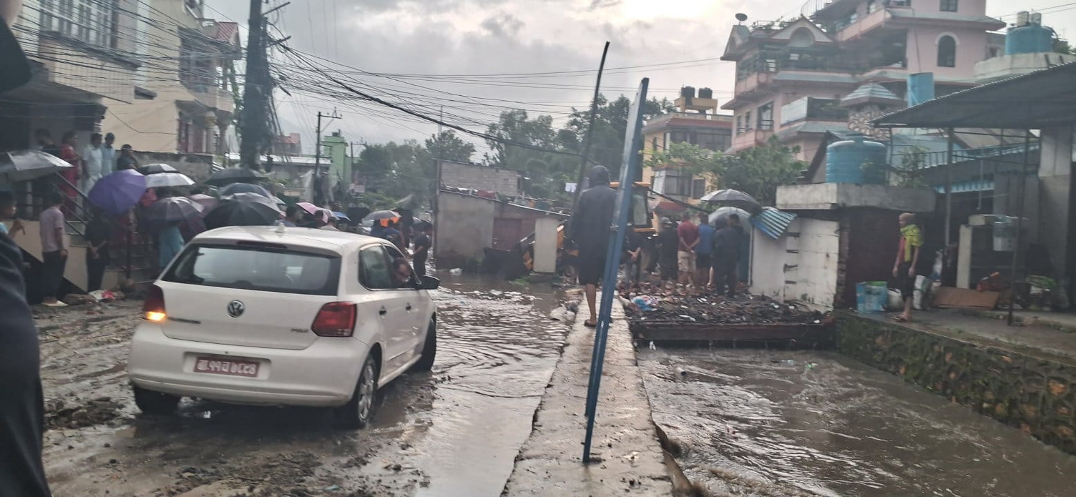 सामाखुसी खोलामा बगेर बेपत्ता भएका १३ वर्षीय बालक अझै फेला परेनन्