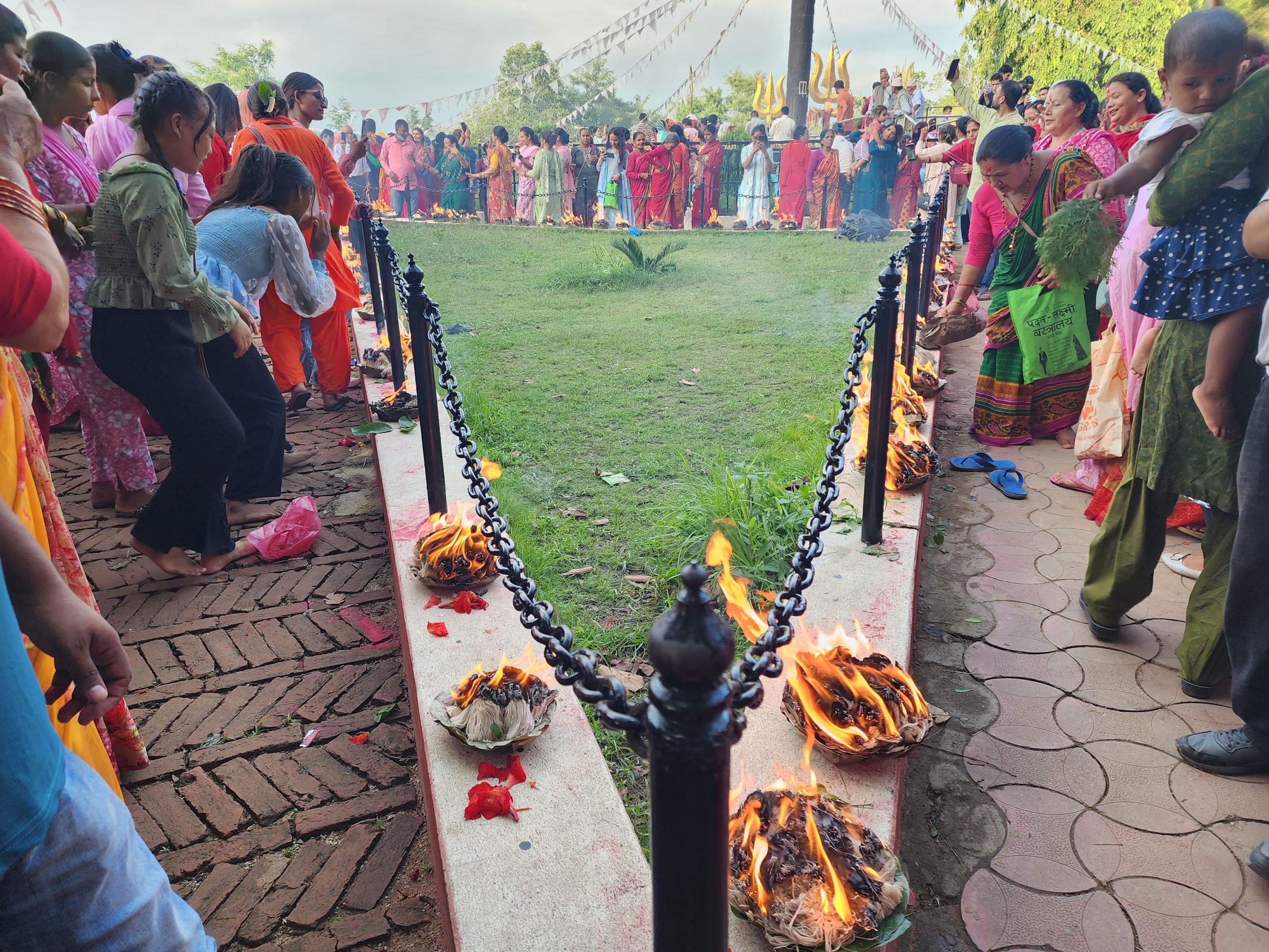 धारापानीमा एक करोड बत्ती