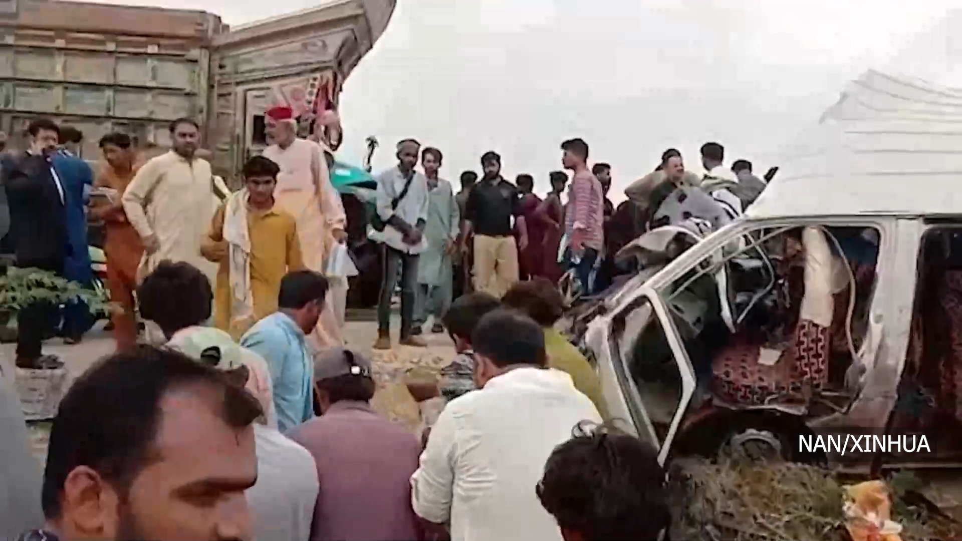 पाकिस्तानमा भ्यान र ट्रक ठोक्किँदा ७ जनाको मृत्यु, ८ घाइते