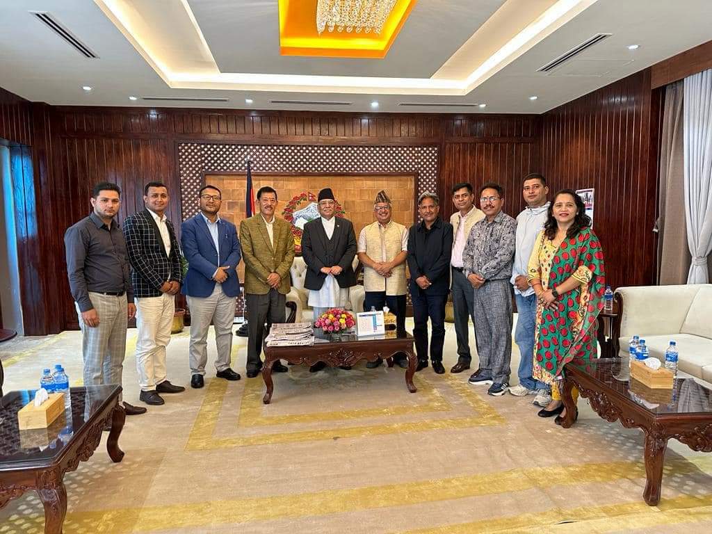 कांग्रेसको रुपान्तरण अभियानले भेट्यो प्रचण्ड, के भयो छलफल ?