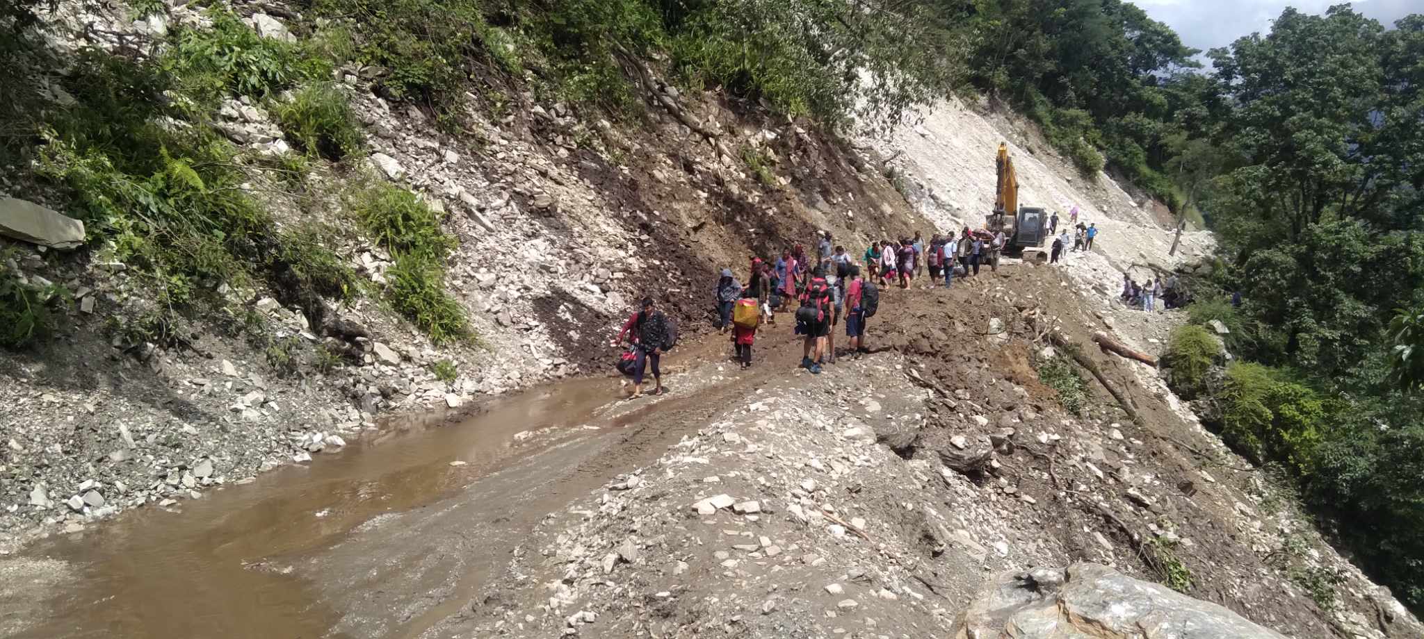 मनाङ सडकः साँझ खुल्यो बिहान अवरुद्ध