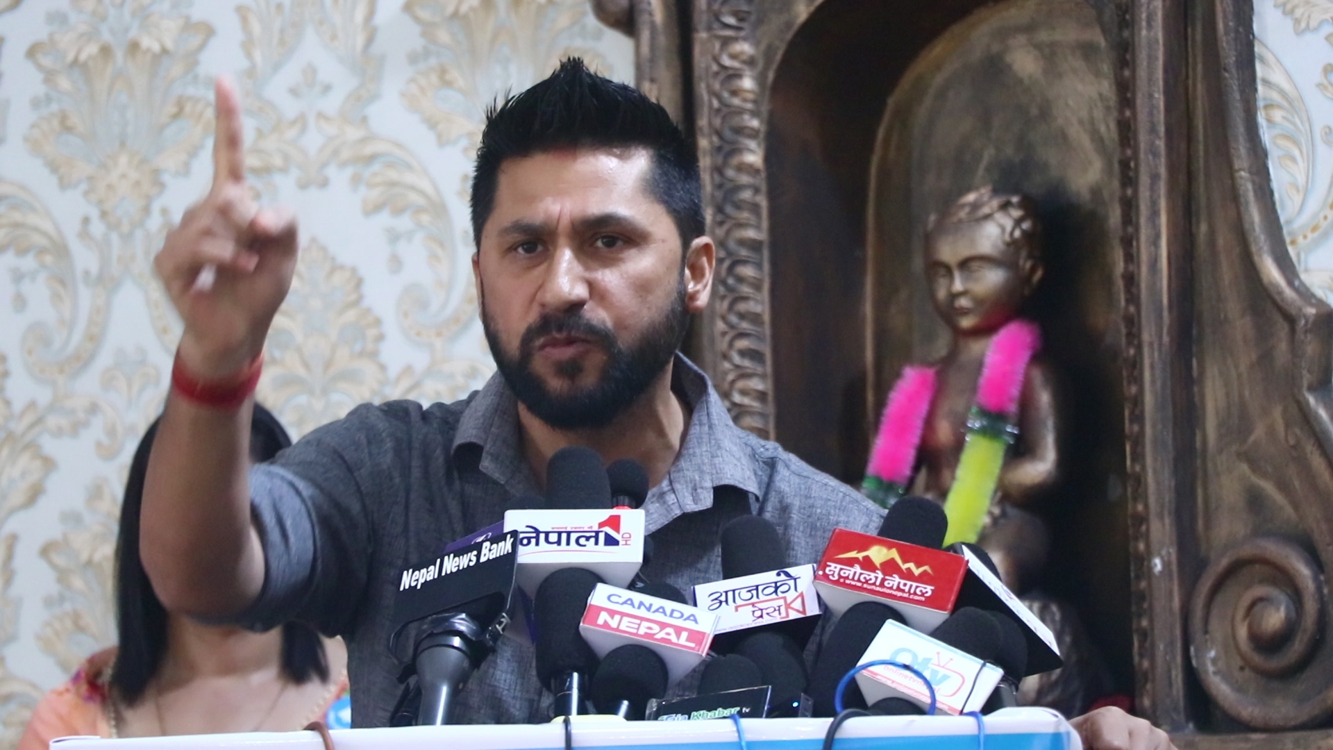 देश र जनतालाई धोका दिने अधिकार कसैलाई छैन : रवि लामिछाने