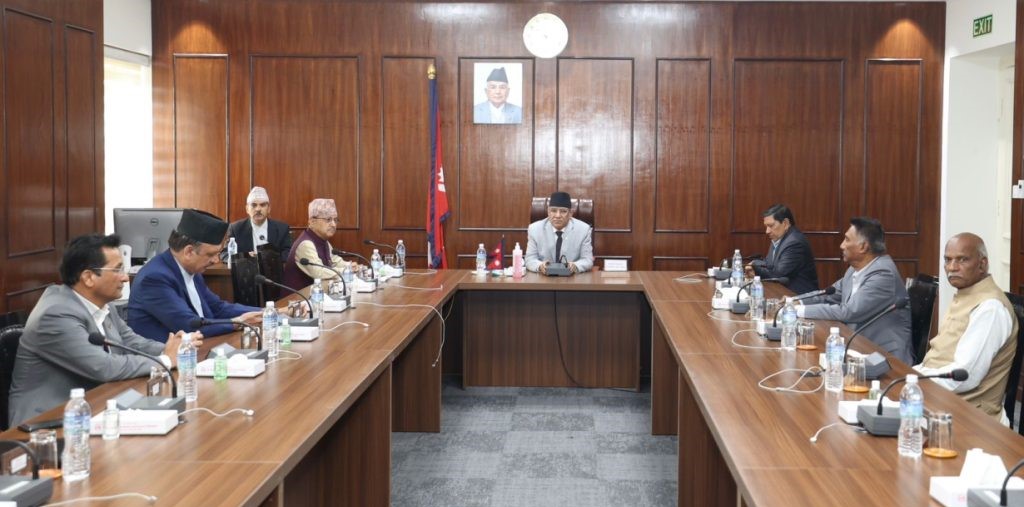 इजरायलबाट स्वदेश फर्कन चाहनेको हवाई खर्च सरकारले बेहोर्ने