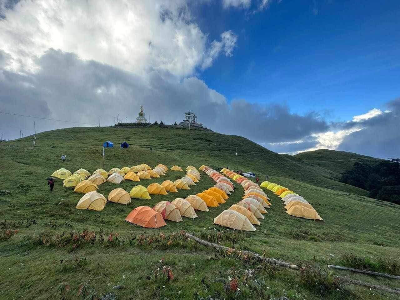 स्पार्क एड्भेन्चरमा सहभागी व्यक्तिहरू शैलुङ प्रस्थान, आजको बसाइ टेन्टेड क्याम्पमा