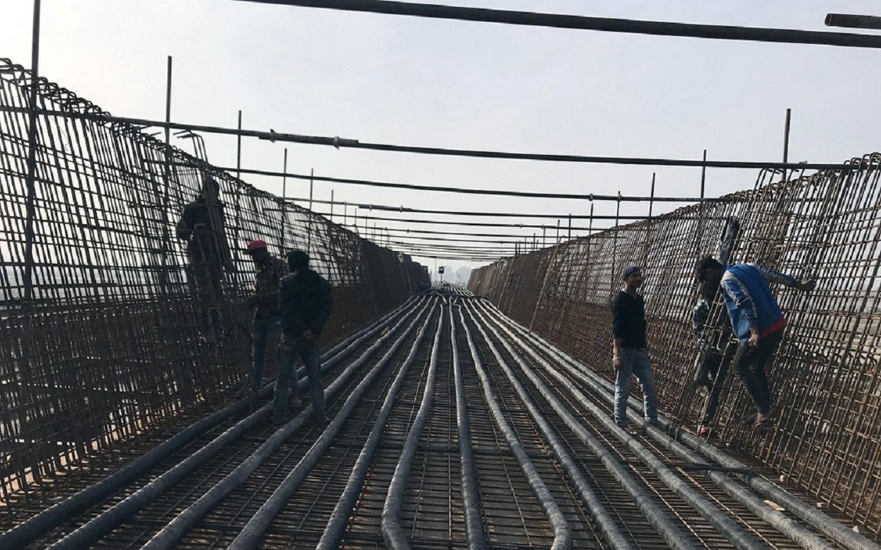 महाकाली पुलको गाइडबण्ड पुनर्निर्माणमा खटियो सेना