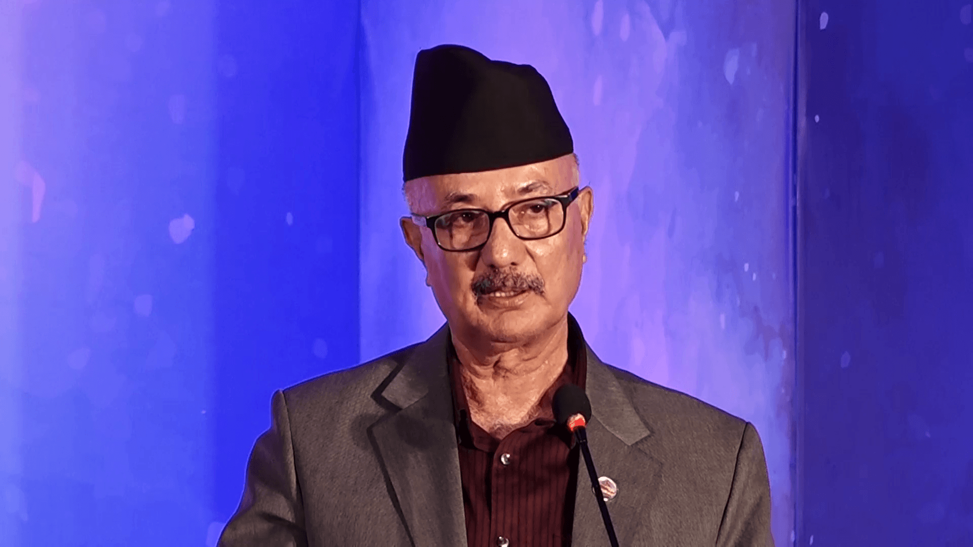 विशेष महाधिवेशनबारे निर्णय छिटै हुन्छ : कांग्रेस नेता रिजाल