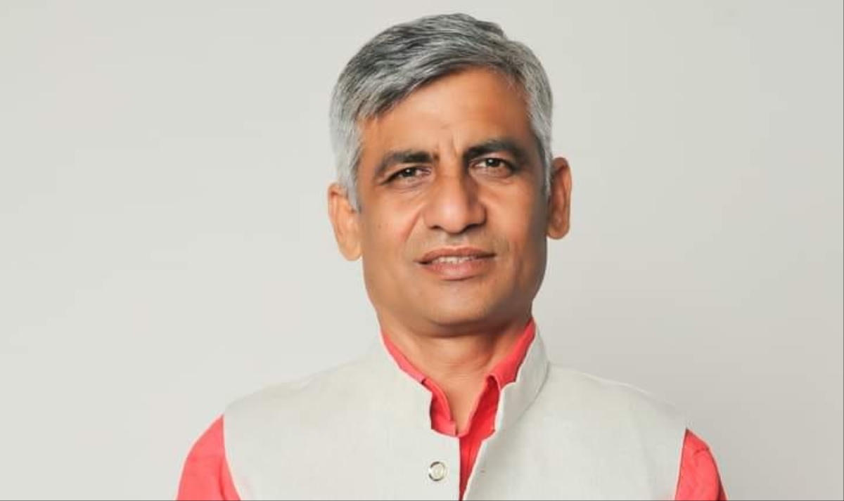 कोशीमा आफैंले बनाएका मुख्यमन्त्रीलाई हटाउन किन हस्ताक्षर गरायो एमालेले ?