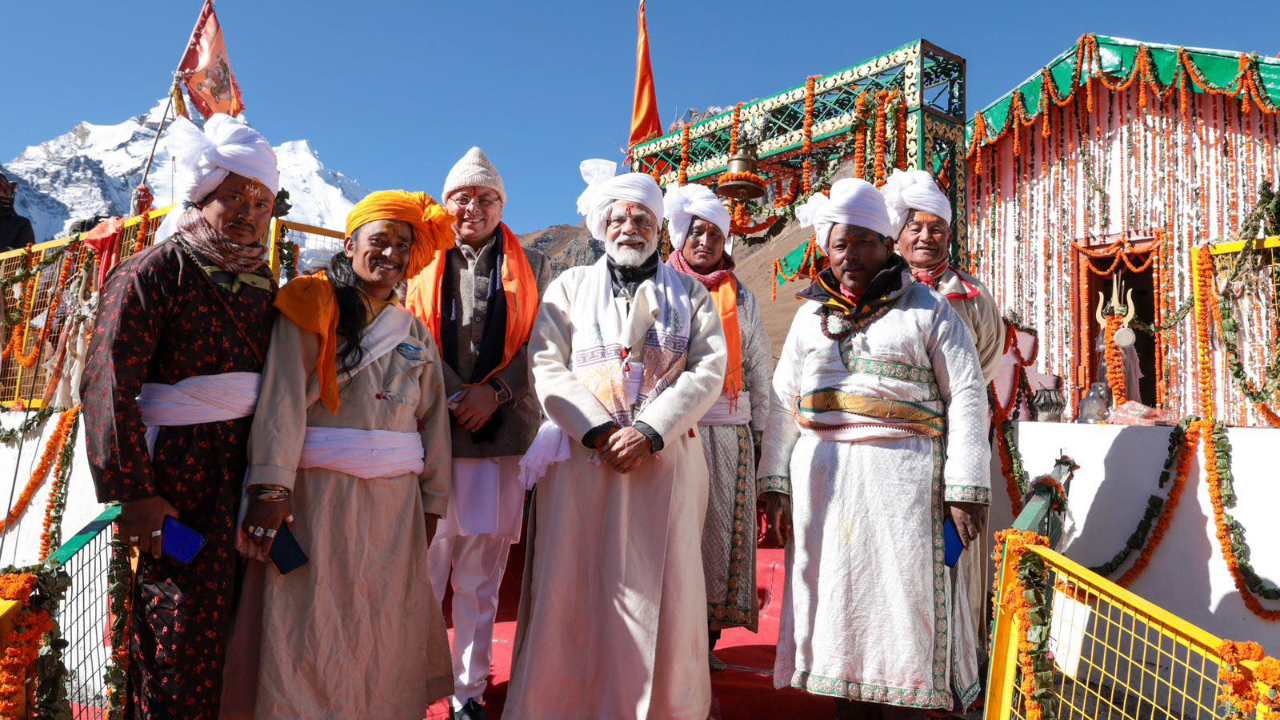 नेपाललाई थाहै नदिई मोदी कालापानीको भ्रमणमा
