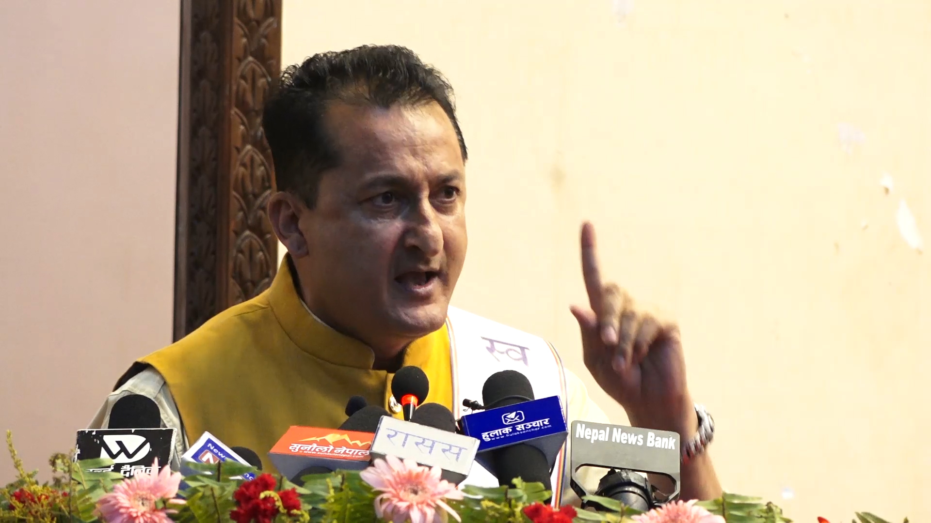 ‘सरकारले द्रुत बस सेवा आवरुद्ध हुने वातावरण बनायो’