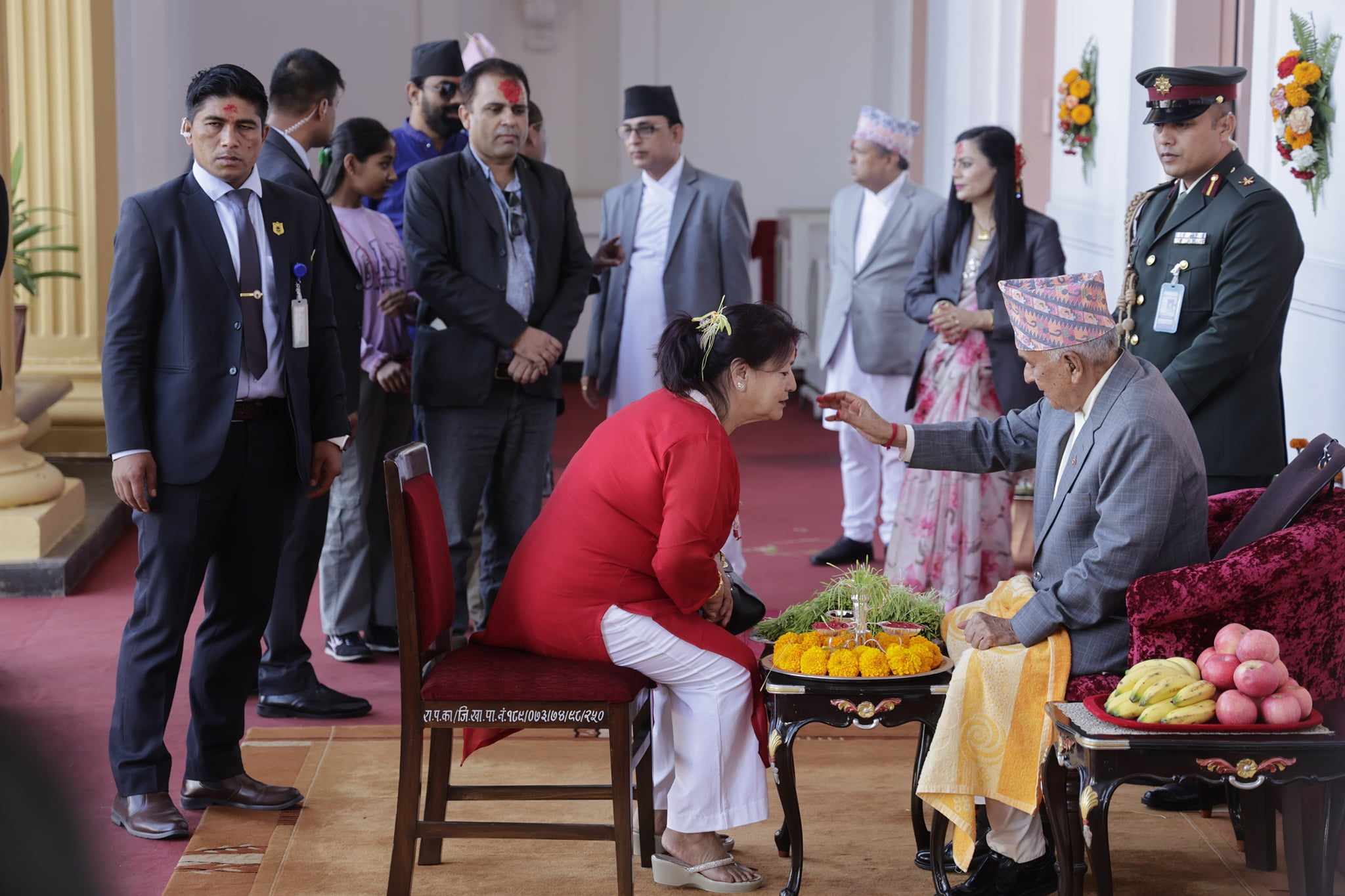 राष्ट्रपतिले आमनागरिकलाई दसैँको टीका नलगाउने