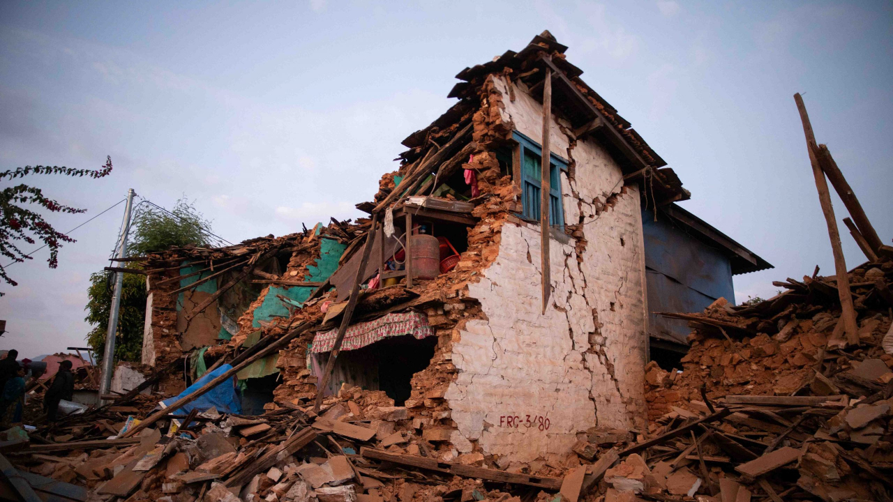 भूकम्प प्रभावितका लागि प्रधानमन्त्री कोषमा १५ करोड बढी जम्मा