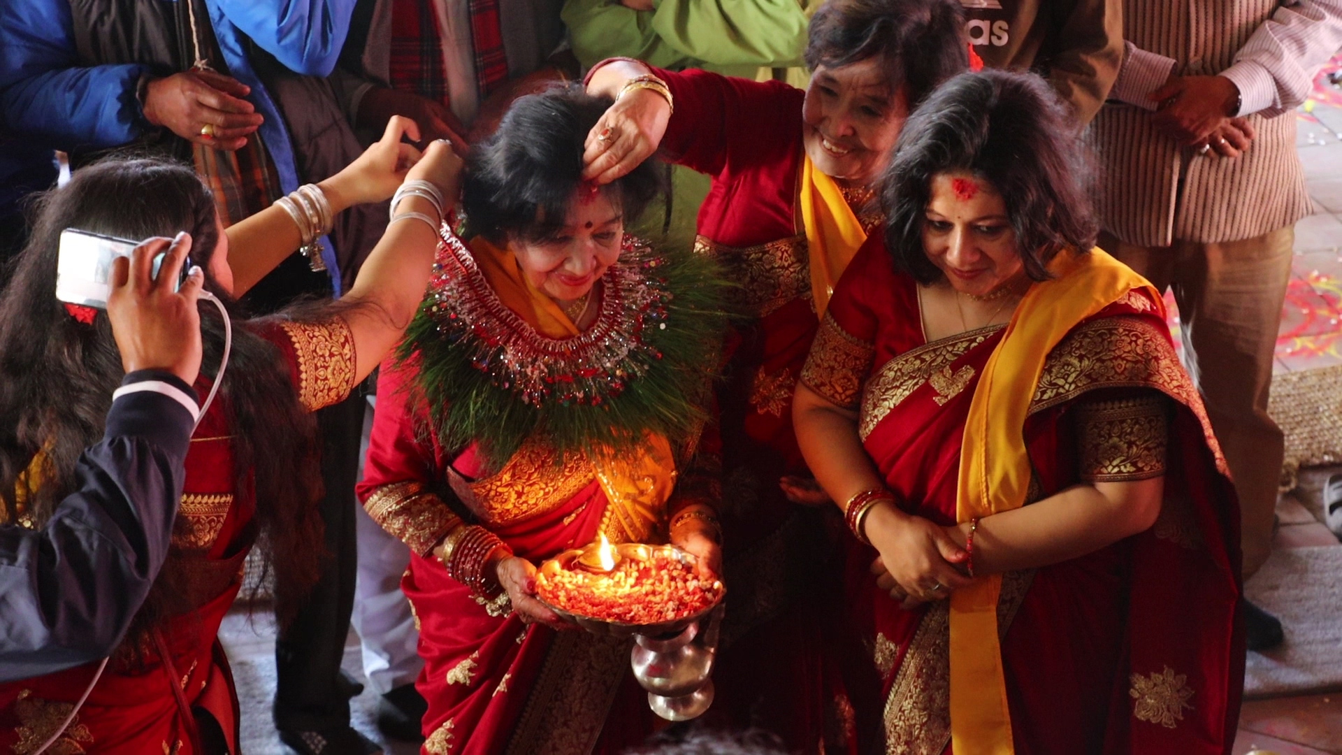 वसन्तपुरमा अञ्जली दिदिको सामुहिक भाईटीका