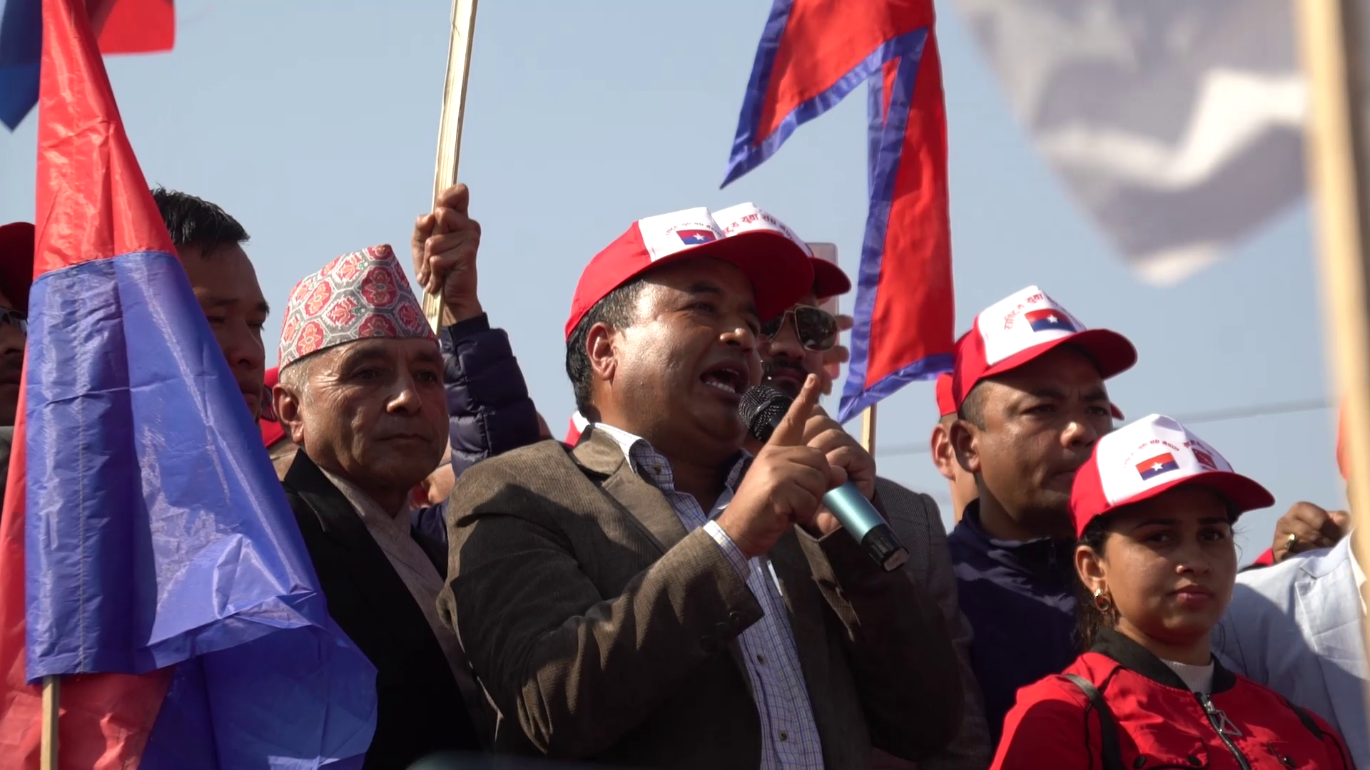 प्रसाईंलाई बस्नेतको चेतावनी– भोलिदेखि ठिक ठाउँमा बस(भिडिओ)
