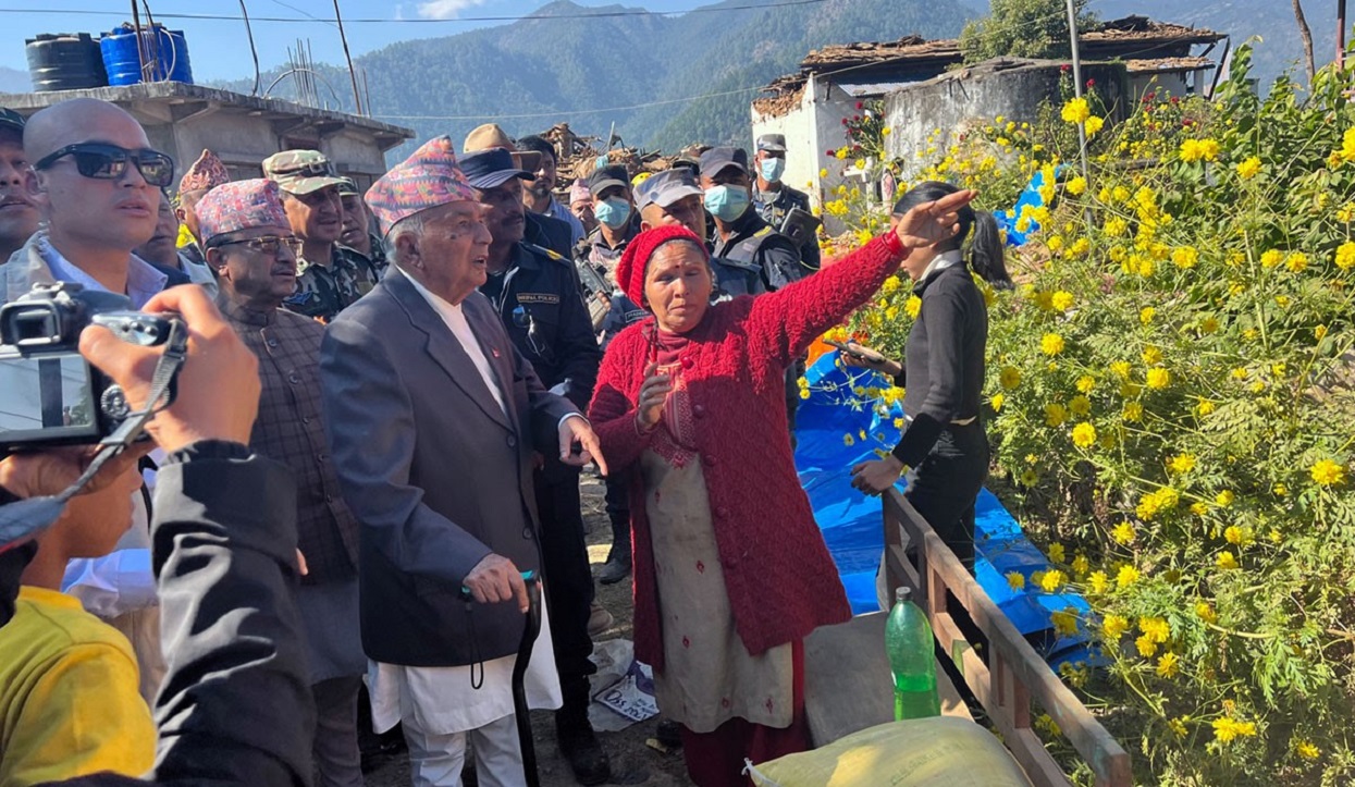 भूकम्प प्रभावित क्षेत्रमा विशिष्टहरूको भ्रमण आवश्यक कि देखावटी ?