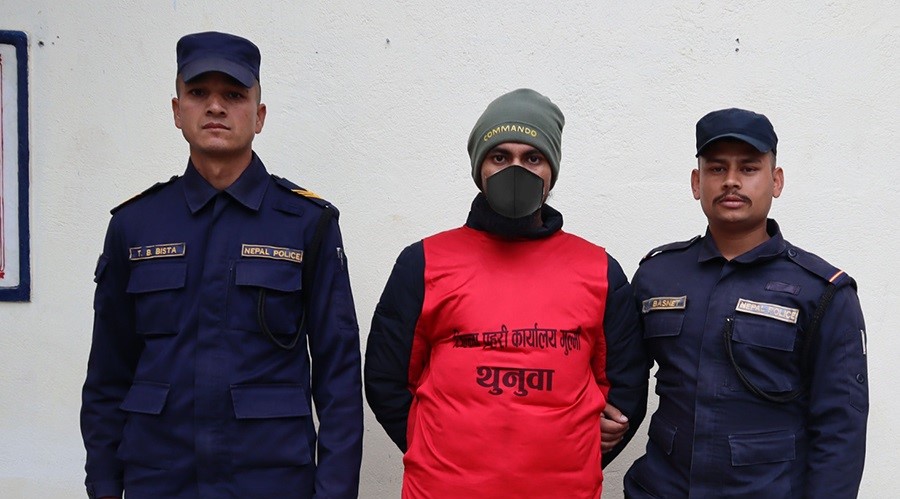 शिक्षक बनेको ५ महिना नपुग्दै बालिकाको बलात्कारपछि हत्या गर्ने २३ वर्षीय रहिस कारागार चलान