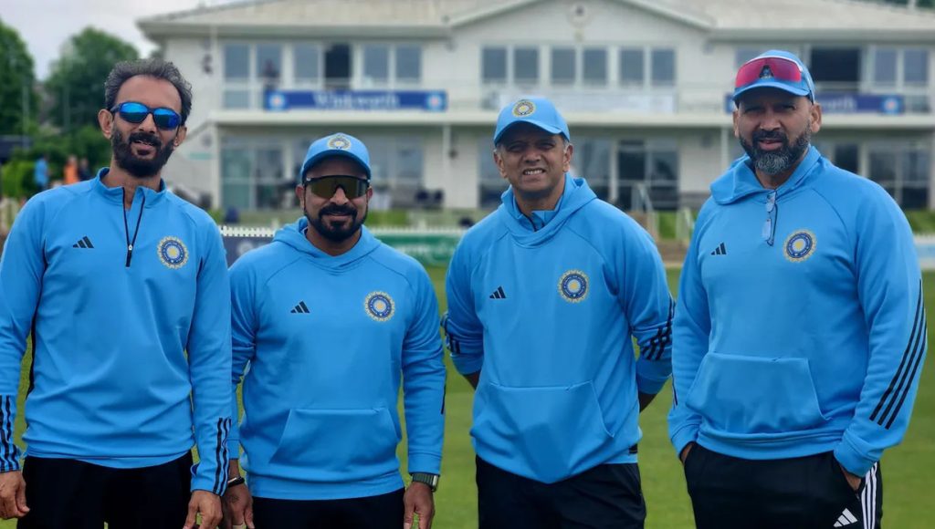भारतीय क्रिकेट टिमको प्रशिक्षकमा राहुल द्रबिड यथावत