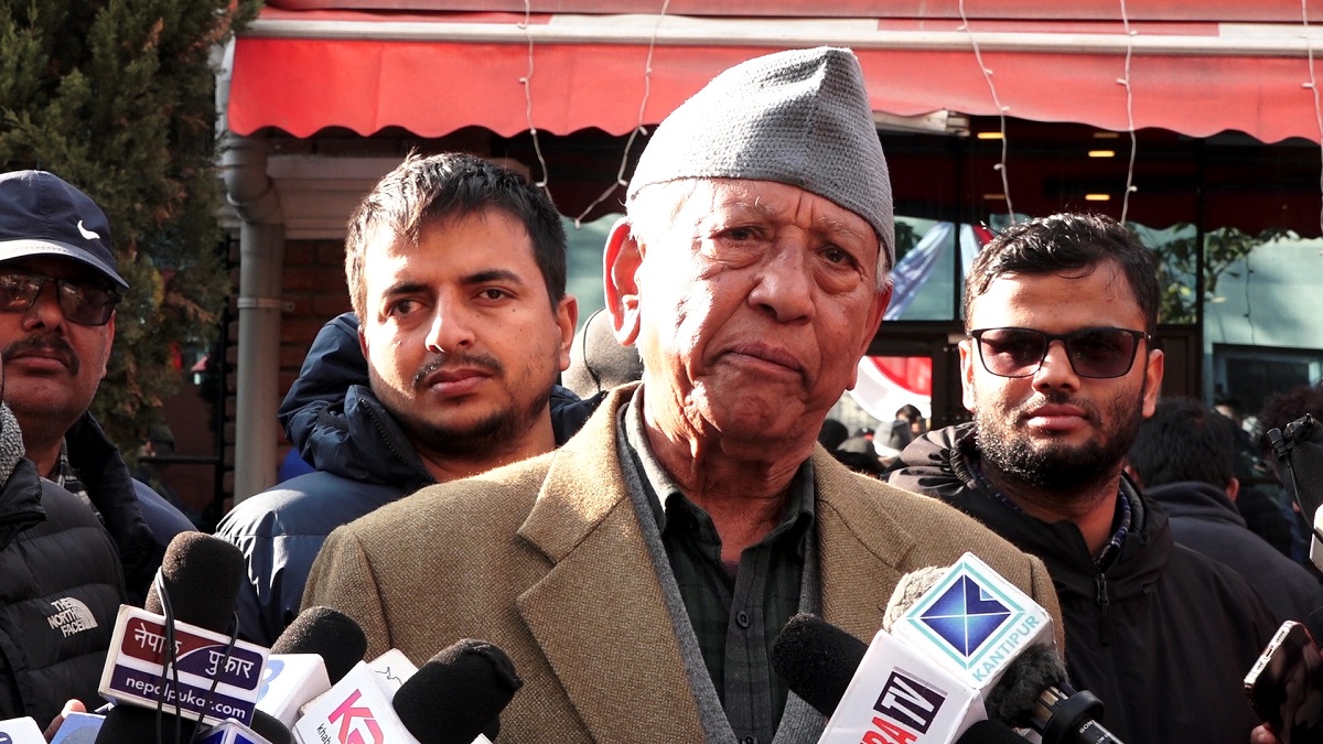 पार्टी विधि पद्धतिमा चलाउनुपर्छ : नेता केसी
