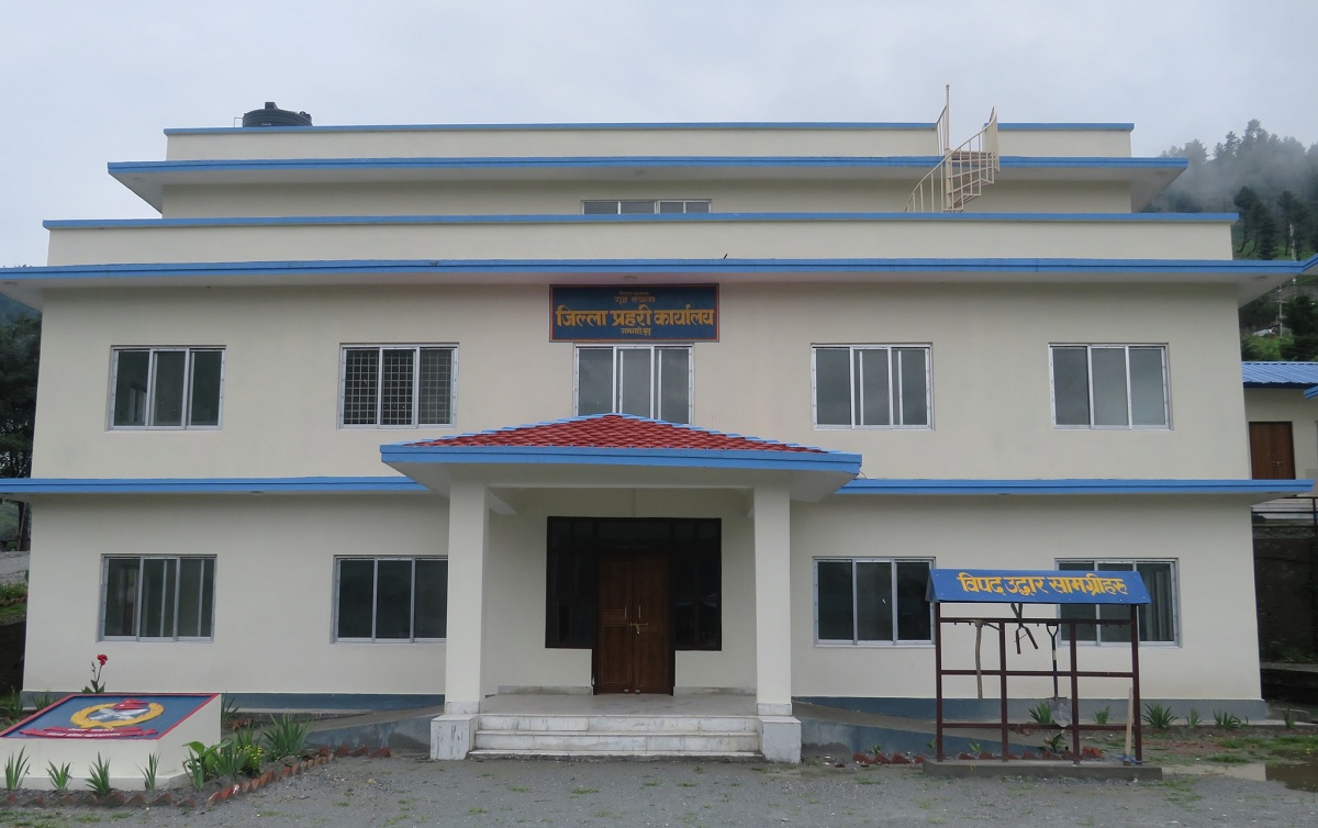 चिसो बढेपछि सीमाका प्रहरी सदरमुकाम झरे