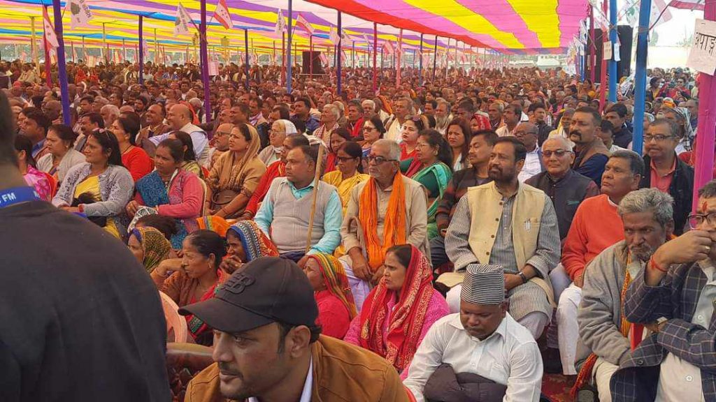 मर्यादाक्रम मिचेको भन्दै मधेस सम्मेलनको मञ्चमै गएनन् निधि
