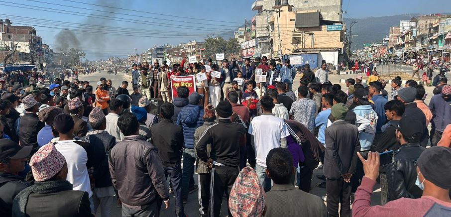 बालकुमारी घटनाको विरोधमा सुर्खेतमा आन्दोलन चर्कियो